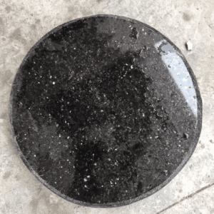 Đá đậy hút lỗ cá Koi